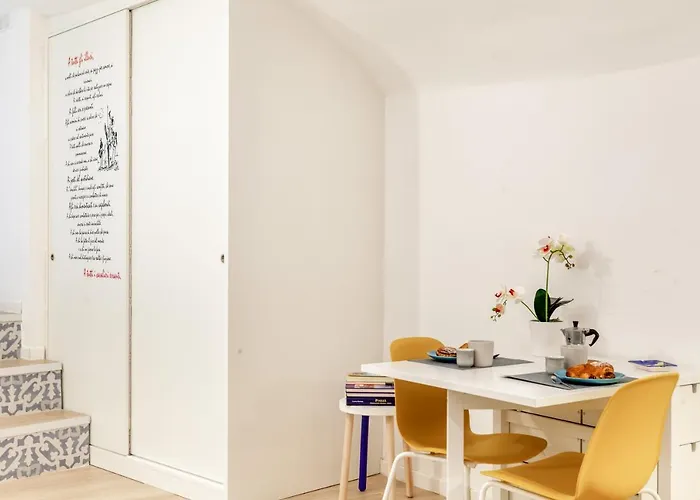 Guesthost - La Casetta Lovely In Vecchia Appartement Bari